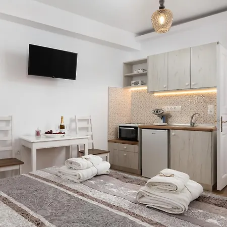Chrysanthi Apartament Líndos
