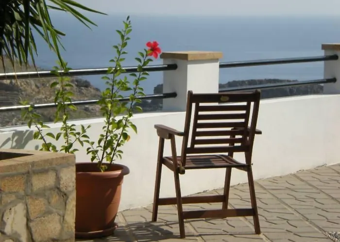 Chrysanthi * لينثوس